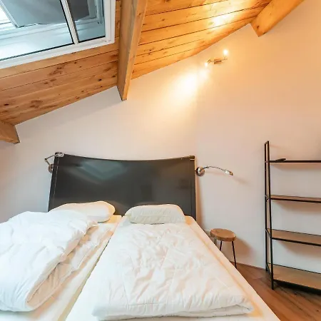 Modern In With Sauna Goirle